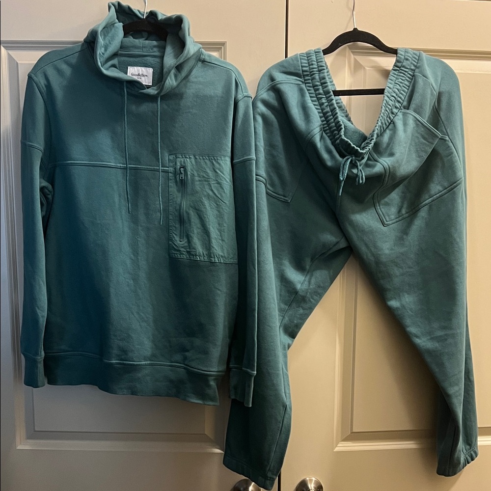 Goodfellow & Co Green Set